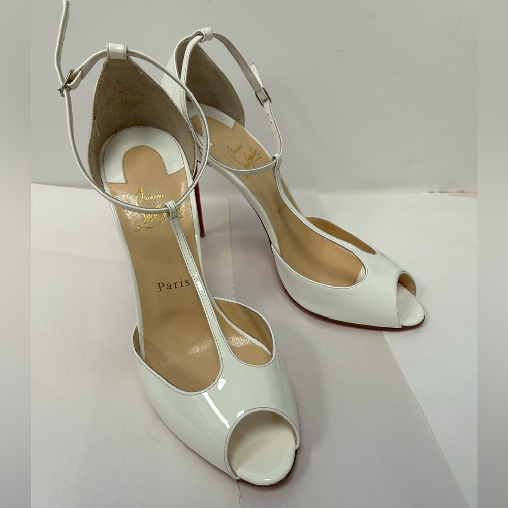 CHRISTIAN LOUBUTIN open toe patent leather high heels sz US 105, EU 40.5 NEW